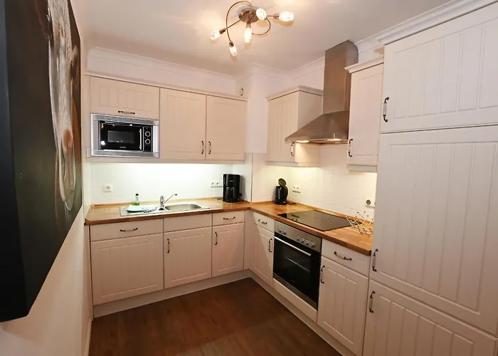 Bernstein Mare Luxor 03