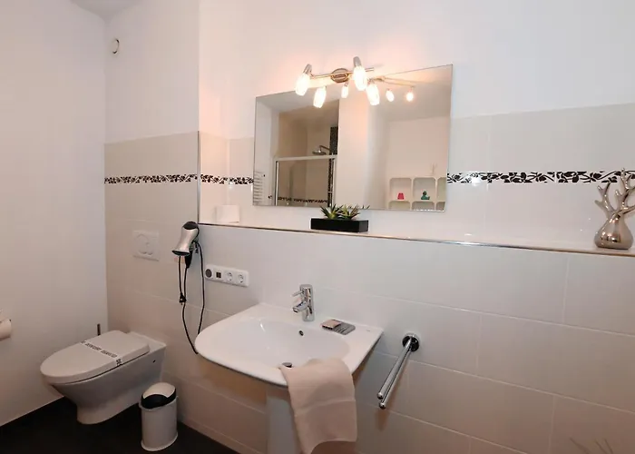 Bernstein Mare Luxor 03 Büsum